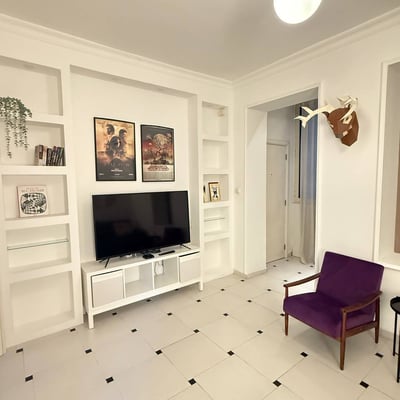 Аренда светлой 2-комнатной квартиры, 43 м², центр Белграда, Сербия